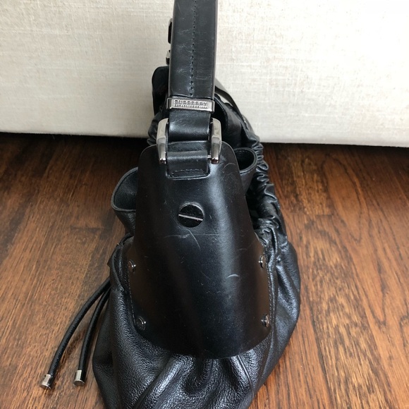 Burberry black leather Warrior hobo - Picture 6 of 8